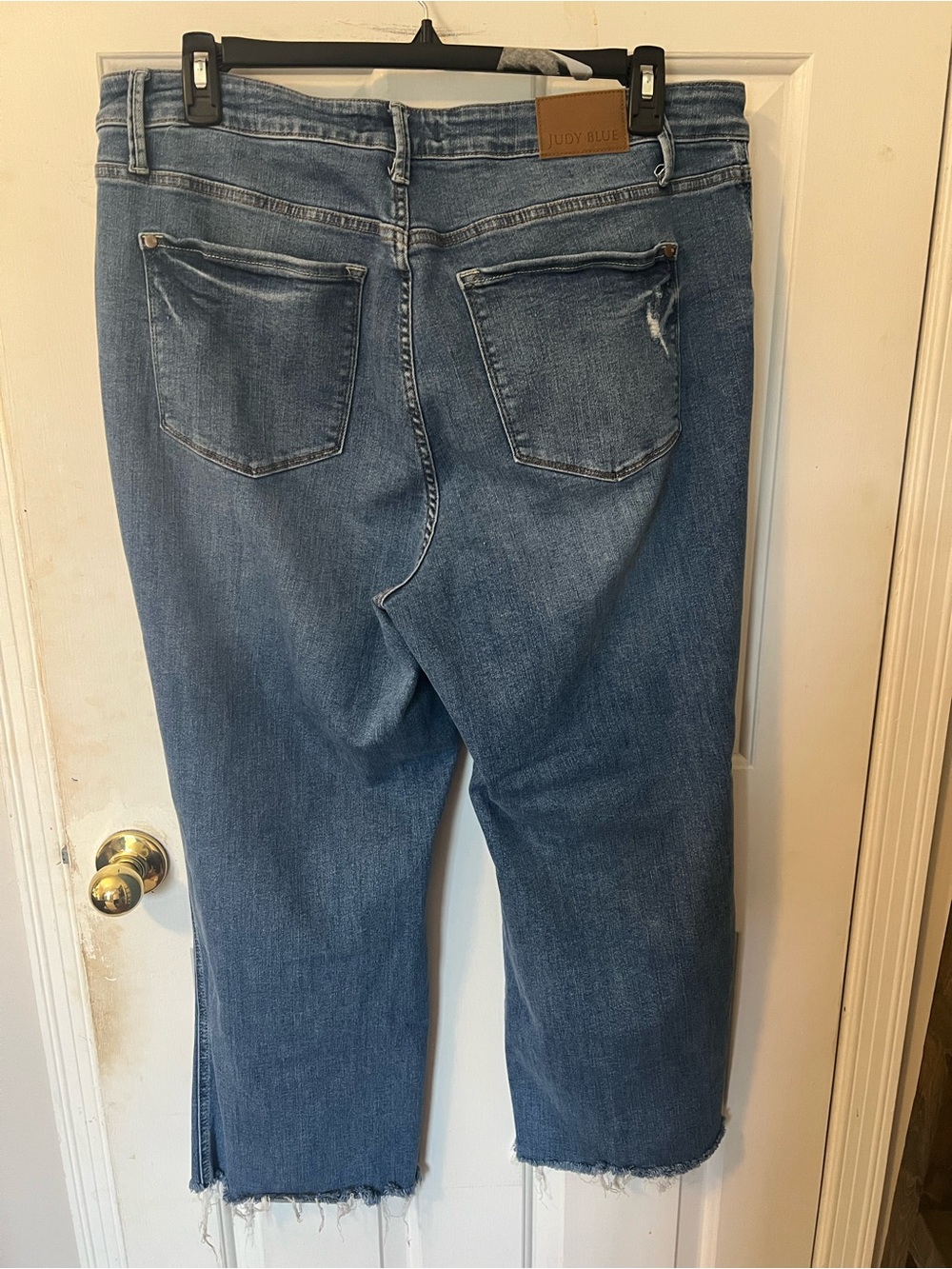 Judy Blue Medium Blue Straight-Leg Distressed Jeans - Picture 2 of 7